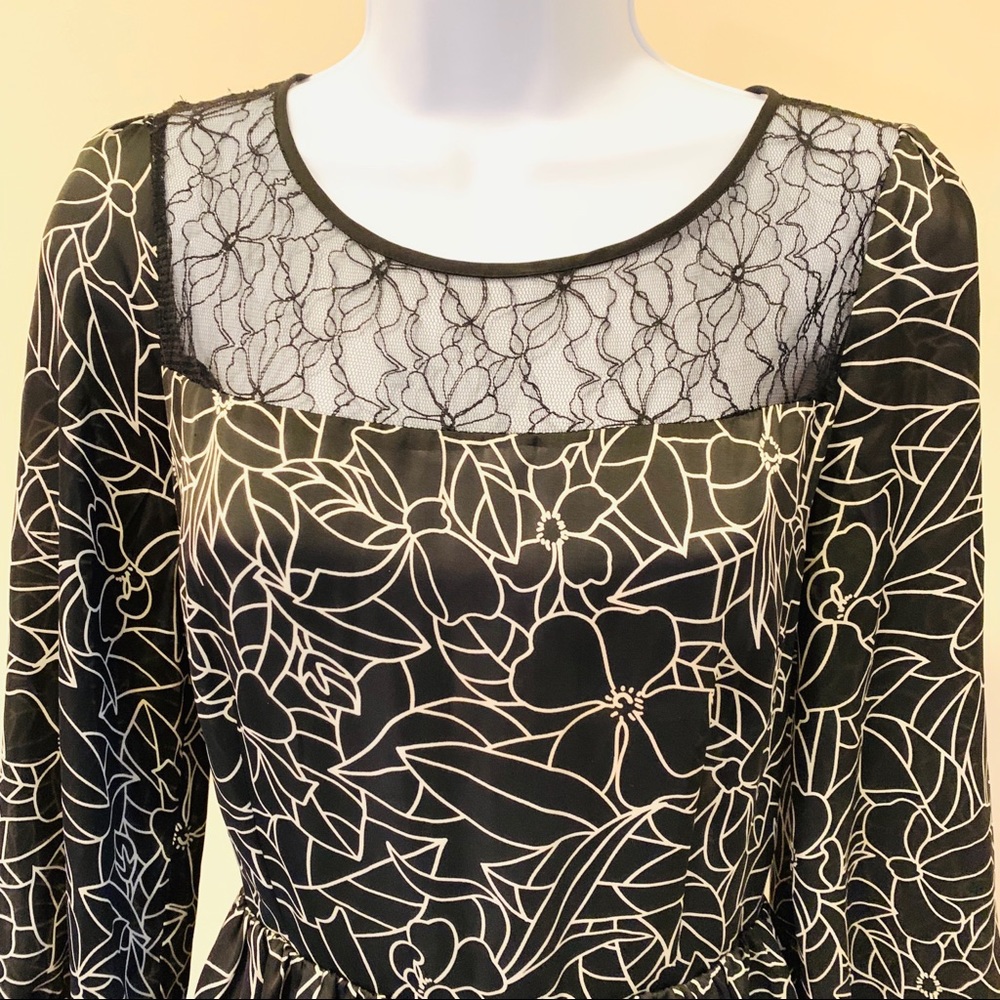 Forever 21- Black and White / Fit and Flare Dress - Picture 2 of 6